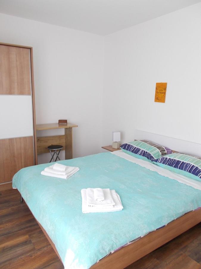 Apartment Oreskovic Krk Town Exterior photo